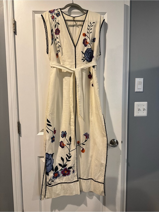 Free People Dresses & Skirts - Embroidered Cream Maxi Dress with Blue Floral Accents